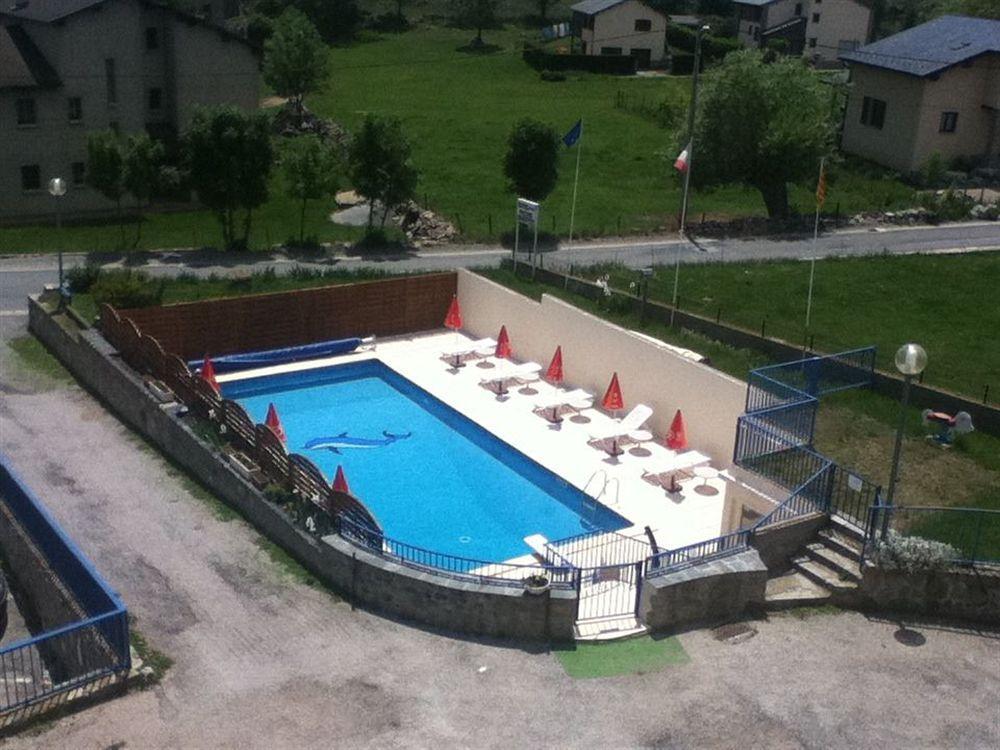 Hotel L'Oustalet Font-Romeu-Odeillo-Via ภายนอก รูปภาพ