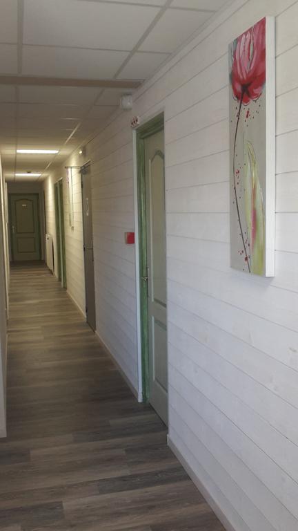 Hotel L'Oustalet Font-Romeu-Odeillo-Via ภายนอก รูปภาพ